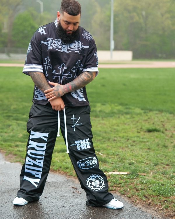 'FAITHWALKER' Jersey - Black